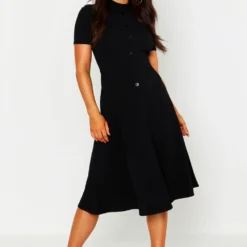 Hochgeschlossenes Skater-Kleid Mit Knopf-Detail