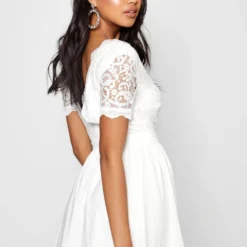 Skater-Kleid Mit Spitzenoberteil -Diven Stil Verkaufsgeschäft dzz26844 red xl 1