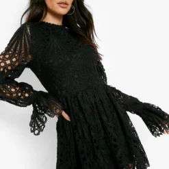 Hochgeschlossenes Skater-Kleid Aus Spitze Mit Weiten Ärmeln 9 Hochgeschlossenes Skater-Kleid Aus Spitze Mit Weiten Ärmeln -Diven Stil Verkaufsgeschäft fzz34343 black xl 3