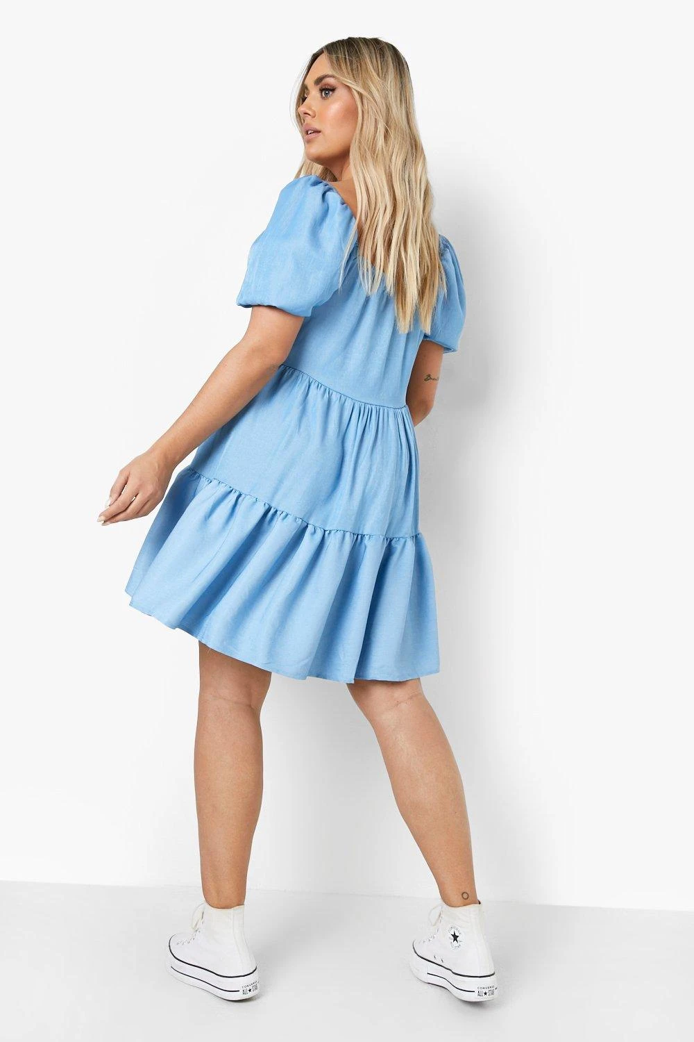 Plus Smok-Kleid Mit Geradem Ausschnitt 4 Plus Smok-Kleid Mit Geradem Ausschnitt – Bild 2