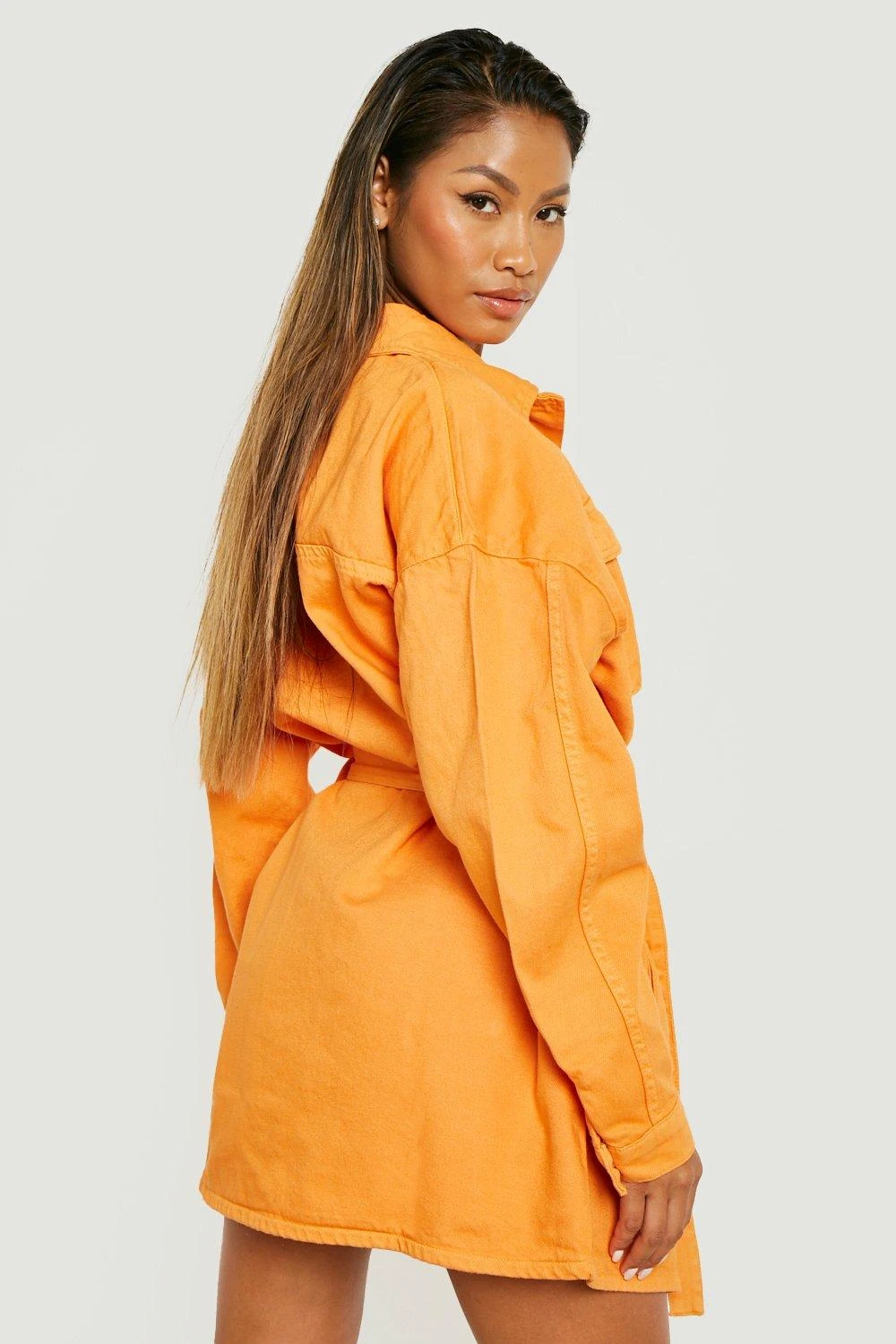 Premium Kleid Mit Utility-Taschen 4 Premium Kleid Mit Utility-Taschen – Bild 2