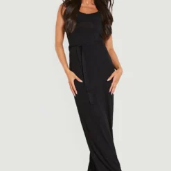 Petite Rundhals-Kleid Mit Gürtel