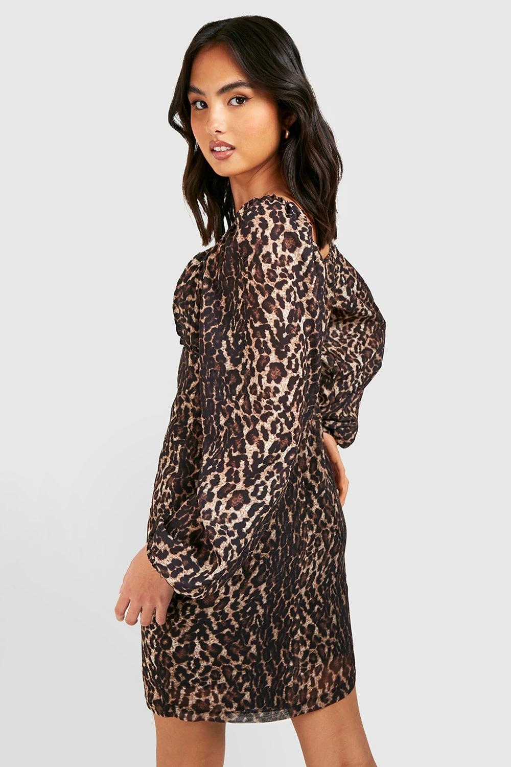 Leopardenprint Chiffon-Kleid Mit Puffärmeln 4 Leopardenprint Chiffon-Kleid Mit Puffärmeln – Bild 2