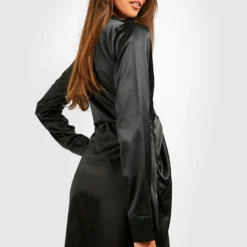 Satin-Kleid Mit Twist Vorne 7 Satin-Kleid Mit Twist Vorne -Diven Stil Verkaufsgeschäft gzz32281 black xl 1 scaled