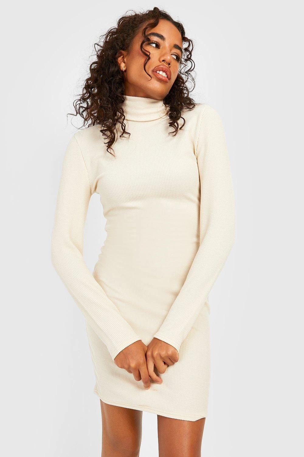 Geripptes Rollkragen Bodycon-Kleid In Knitteroptik 5 Geripptes Rollkragen Bodycon-Kleid In Knitteroptik – Bild 3