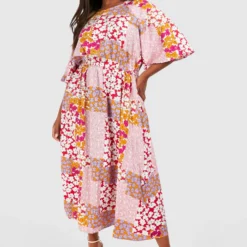 Plus Florales Kleid Mit Weiten Ärmeln