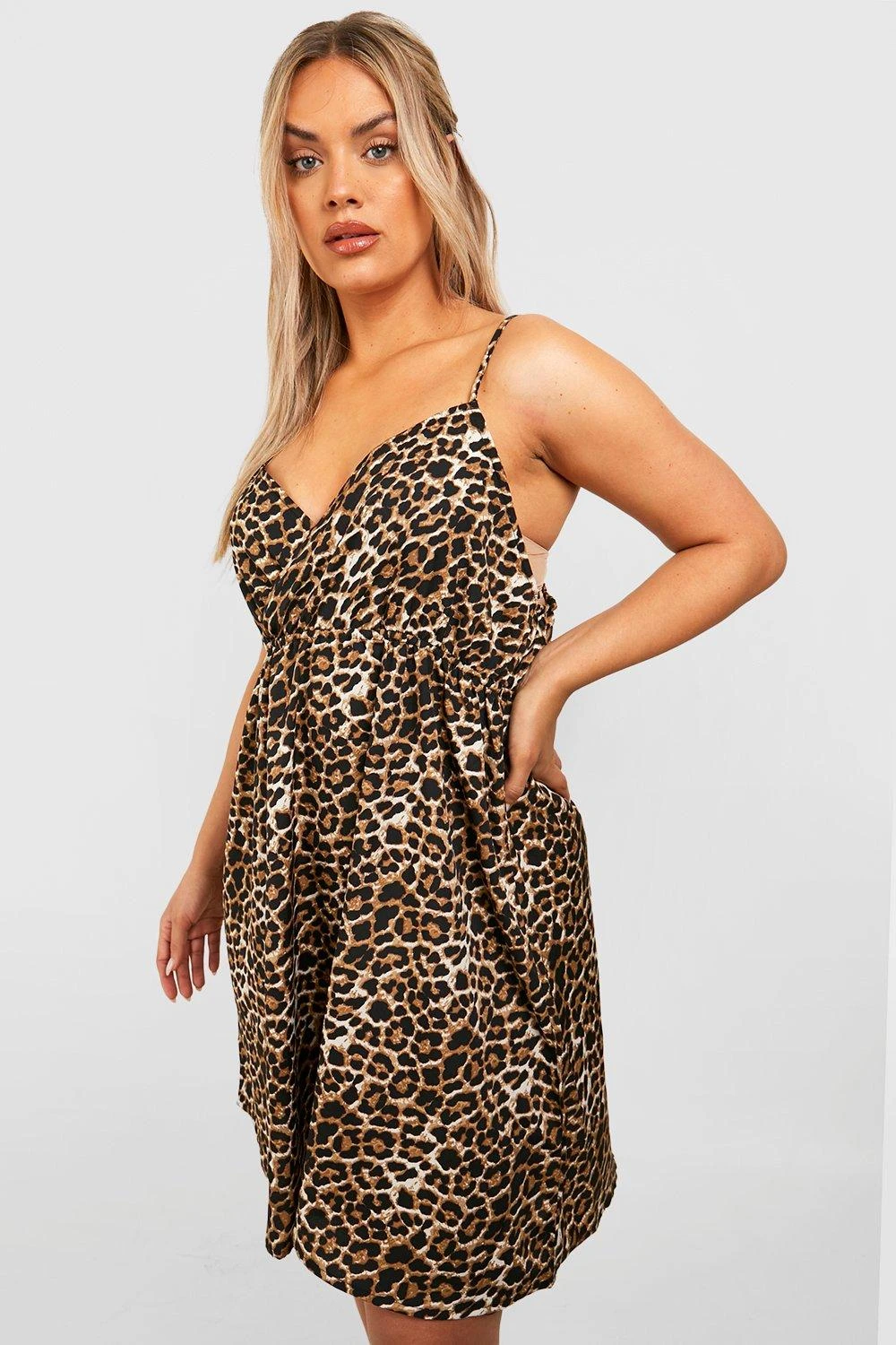 Plus Kleid Mit Leopardenprint 3 Plus Kleid Mit Leopardenprint