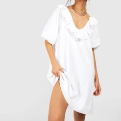 Strukturiertes Rüschen-Kleid