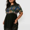 Plus Smok-Kleid Mit Retro-Print 1 Plus Smok-Kleid Mit Retro-Print -Diven Stil Verkaufsgeschäft gzz40879 black xl scaled