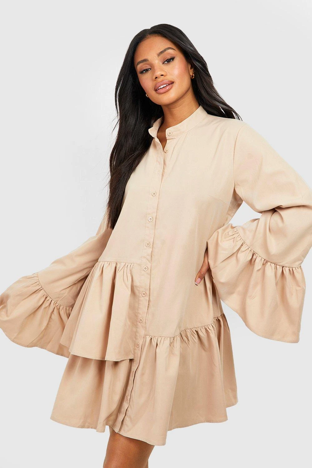 Smok-Kleid Mit Rüschen-Detail 3 Smok-Kleid Mit Rüschen-Detail