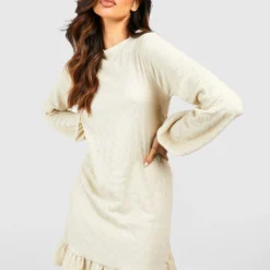 Strukturiertes Kleid Mit Blouson-Ärmeln Und Rüschen-Saum 8 Strukturiertes Kleid Mit Blouson-Ärmeln Und Rüschen-Saum -Diven Stil Verkaufsgeschäft gzz46670 black xl 2