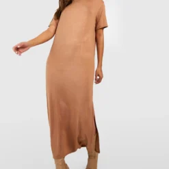 Oversize Midi T-Shirt-Kleid Aus Baumwolle -Diven Stil Verkaufsgeschäft gzz47212 camel xl 2 scaled
