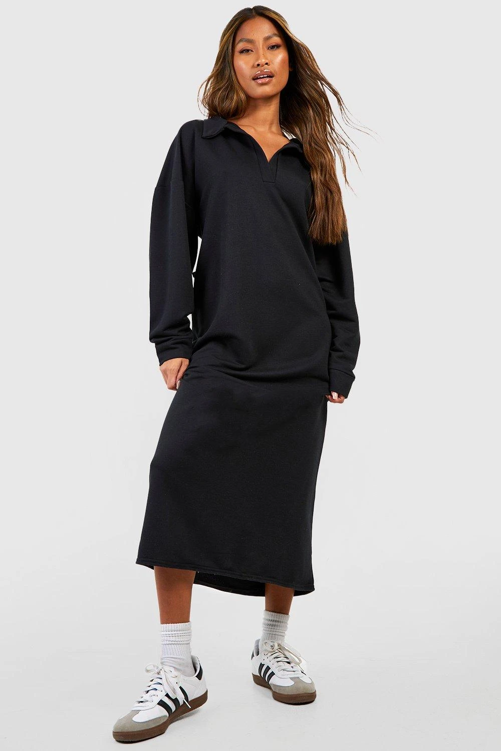 Oversize Sweatshirt-Kleid Mit V-Ausschnitt Und Kragen 3 Oversize Sweatshirt-Kleid Mit V-Ausschnitt Und Kragen