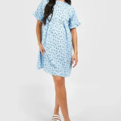 Umstandsmode Florales Smok-Kleid Mit Rüschenärmeln