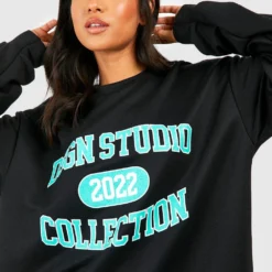 Petite Oversize Sweatshirt-Kleid Mit Dsgn Studio Slogan 9 Petite Oversize Sweatshirt-Kleid Mit Dsgn Studio Slogan -Diven Stil Verkaufsgeschäft gzz50742 black xl 3