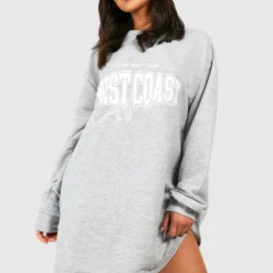 Petite Oversize Sweatshirt-Kleid Mit West Coast Slogan