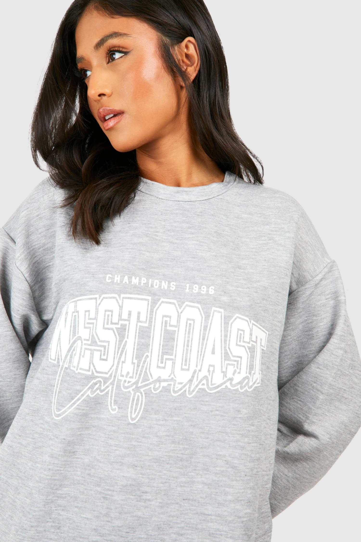 Petite Oversize Sweatshirt-Kleid Mit West Coast Slogan 6 Petite Oversize Sweatshirt-Kleid Mit West Coast Slogan – Bild 4