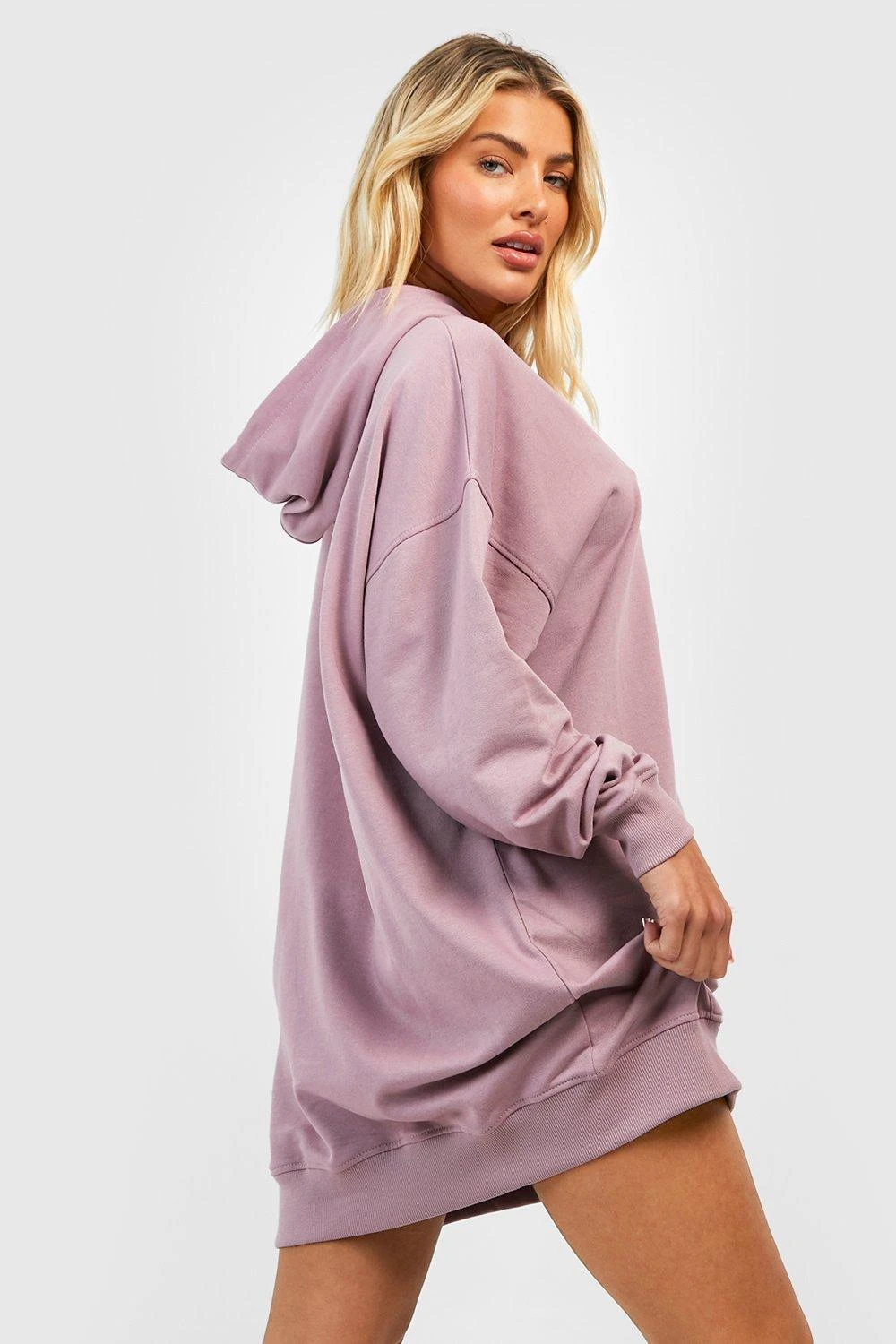 Oversize Hoodie Sweatshirt-Kleid 4 Oversize Hoodie Sweatshirt-Kleid – Bild 2