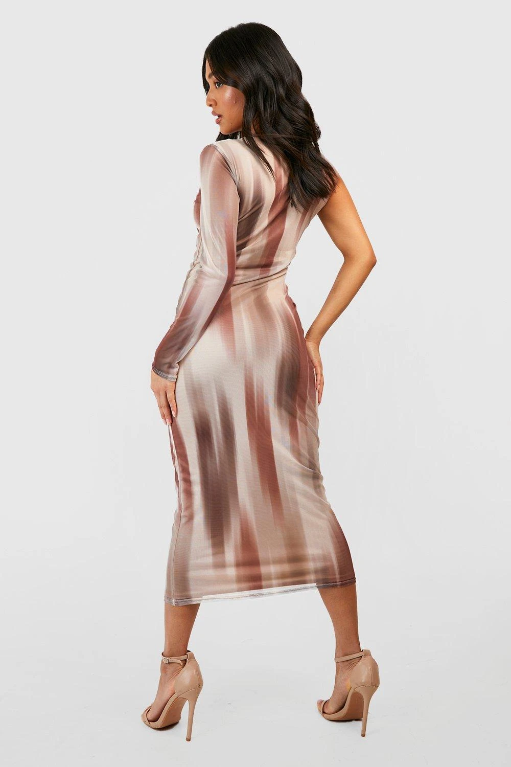 Petite Einärmliges Mesh-Kleid Mit Abstraktem Print 4 Petite Einärmliges Mesh-Kleid Mit Abstraktem Print – Bild 2