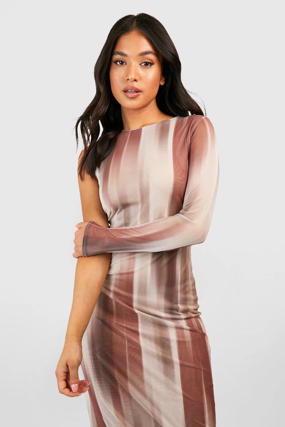 Petite Einärmliges Mesh-Kleid Mit Abstraktem Print 5 Petite Einärmliges Mesh-Kleid Mit Abstraktem Print – Bild 3