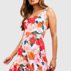 Florales Kleid Mit Rüschensaum
