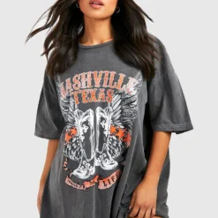 Petite Oversize T-Shirt Kleid Mit Cowgirl Slogan