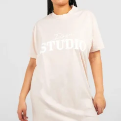 Plus Dsgn Studio T-Shirt-Kleid