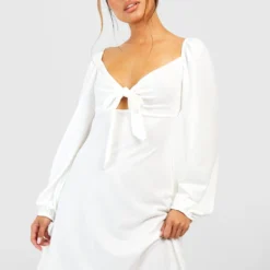 Geschnürtes Kleid Mit Ballonärmeln