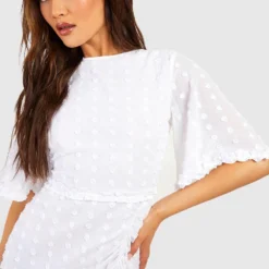 Strukturiertes Rüschen-Kleid -Diven Stil Verkaufsgeschäft gzz54410 cream xl 3