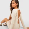 Langärmliges Mini Bodycon-Kleid Mit Cut-Out 1 Langärmliges Mini Bodycon-Kleid Mit Cut-Out -Diven Stil Verkaufsgeschäft gzz55236 stone xl scaled