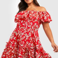 Plus Florales Cold-Shoulder Skater-Kleid