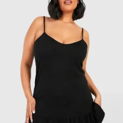 Plus Kleid Mit Rüschen-Saum