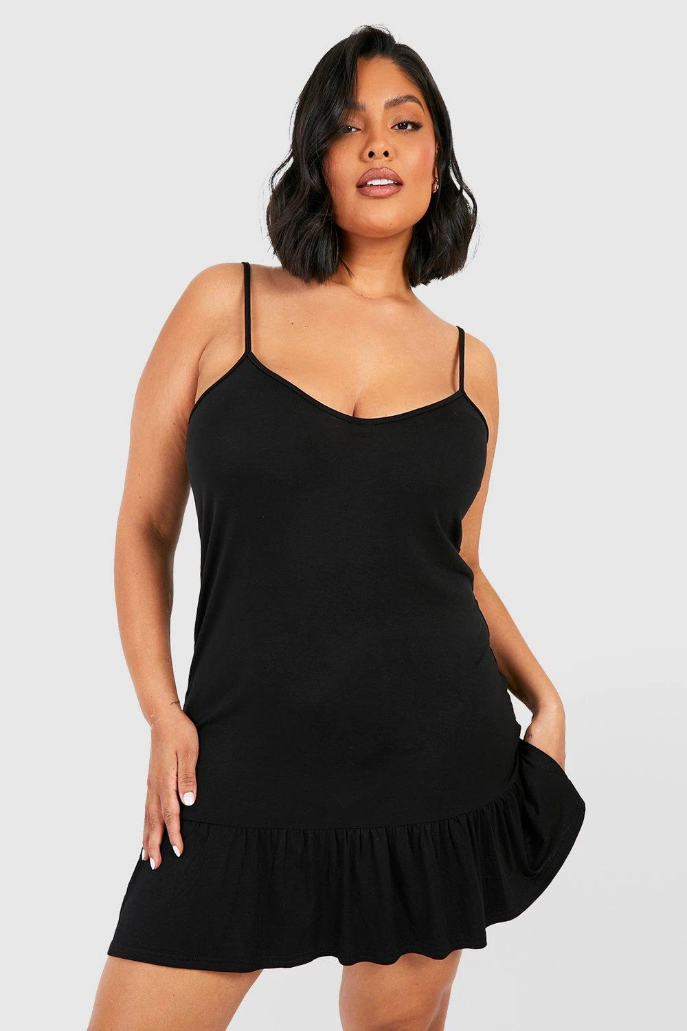 Plus Kleid Mit Rüschen-Saum 3 Plus Kleid Mit Rüschen-Saum