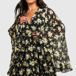 Plus Florales Skater-Kleid Mit Weiten Ärmeln 8 Plus Florales Skater-Kleid Mit Weiten Ärmeln -Diven Stil Verkaufsgeschäft pzz61647 black xl 2 scaled